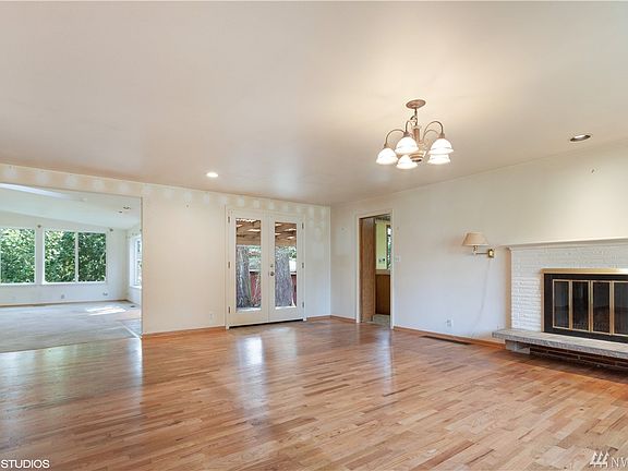 4th image of 4130 153rd Ave SE