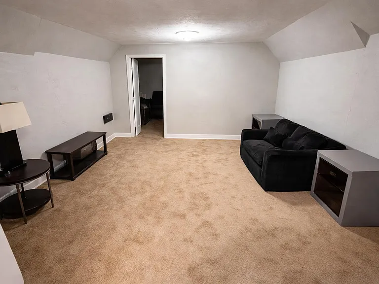 Unit Photo