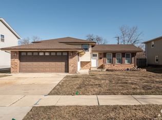 16505 Prairie Ave, South Holland, IL