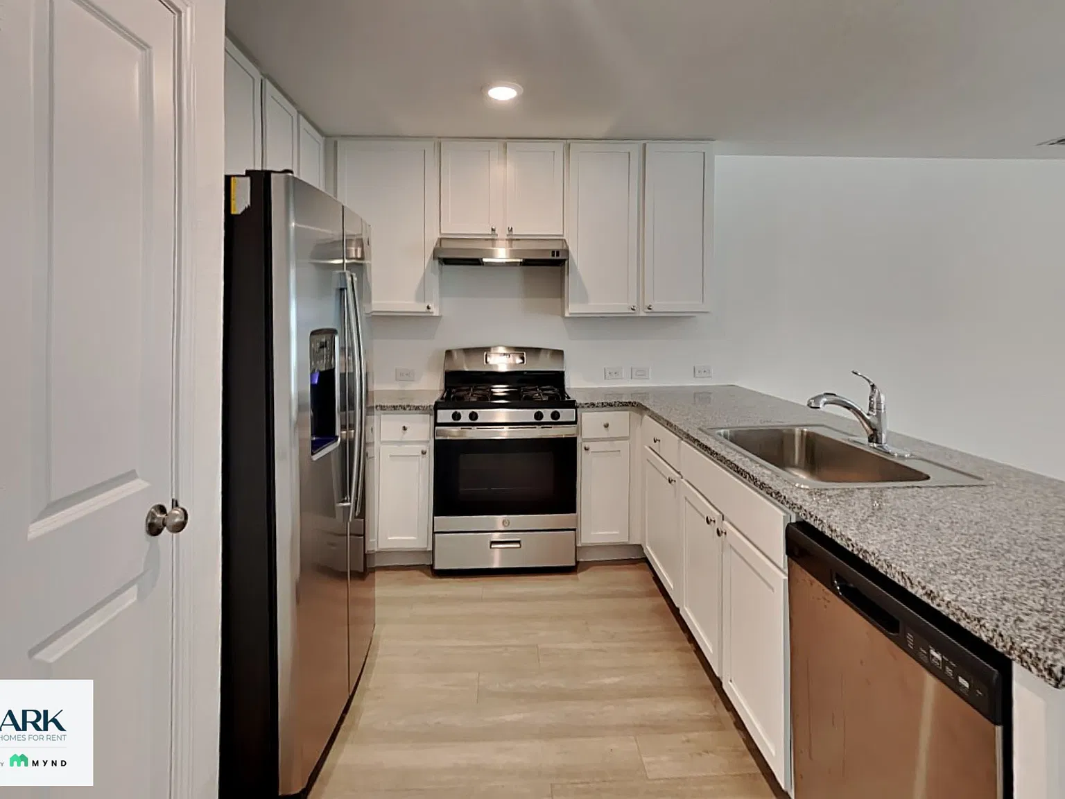 4 bed, 2.0 bath, 1627 sqft, $1,545 — Photo 4