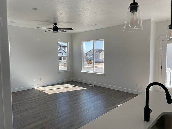 5th image of 6634 Goat Mountain Ln #A71501106