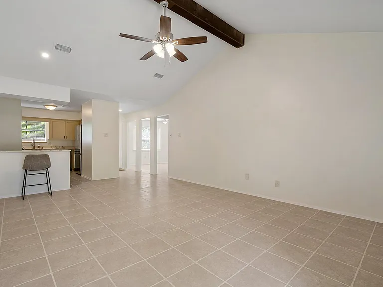 72 Oldstream Ct — Photo 8