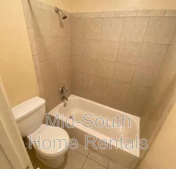 4457 Walden Glen Cv — Photo 13