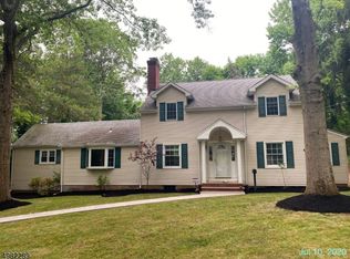 1955 Parkwood Dr, Scotch Plains, NJ 07076