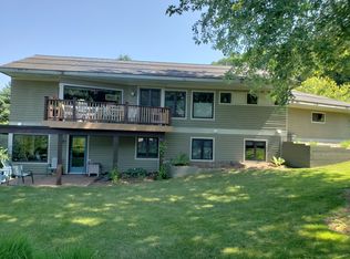 190 Tree Tops Ln, Winona, MN 55987