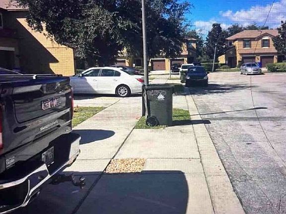 Exterior Neighborhood (street photo)