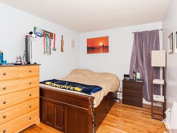 5th image of 432 W Grant Pl #A