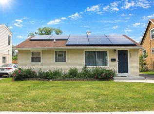 4627 Custer Ave, Lyons, IL