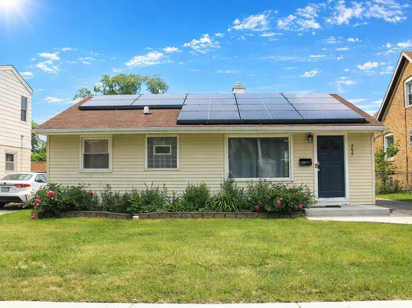 4627 Custer Ave, Lyons, IL 60534