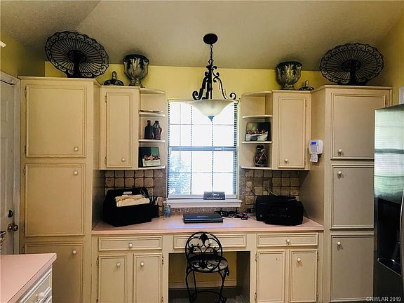 4th image of 8215 Leonardos Dr