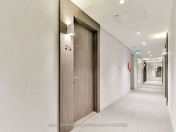 3rd image of 185 Roehampton Ave #219