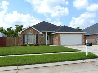 2776 Bark Ave, Marrero, LA 70072