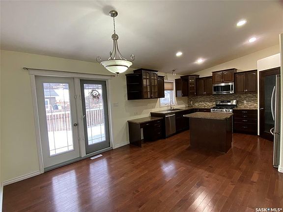 4th image of 51 Partridge Ct