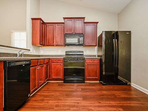 5th image of 1285 Winwood Dr