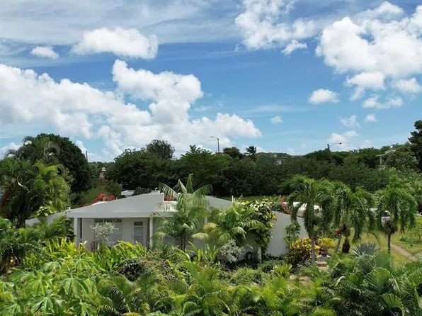 Interstate Highway 10 #12, Vieques, PR 00765