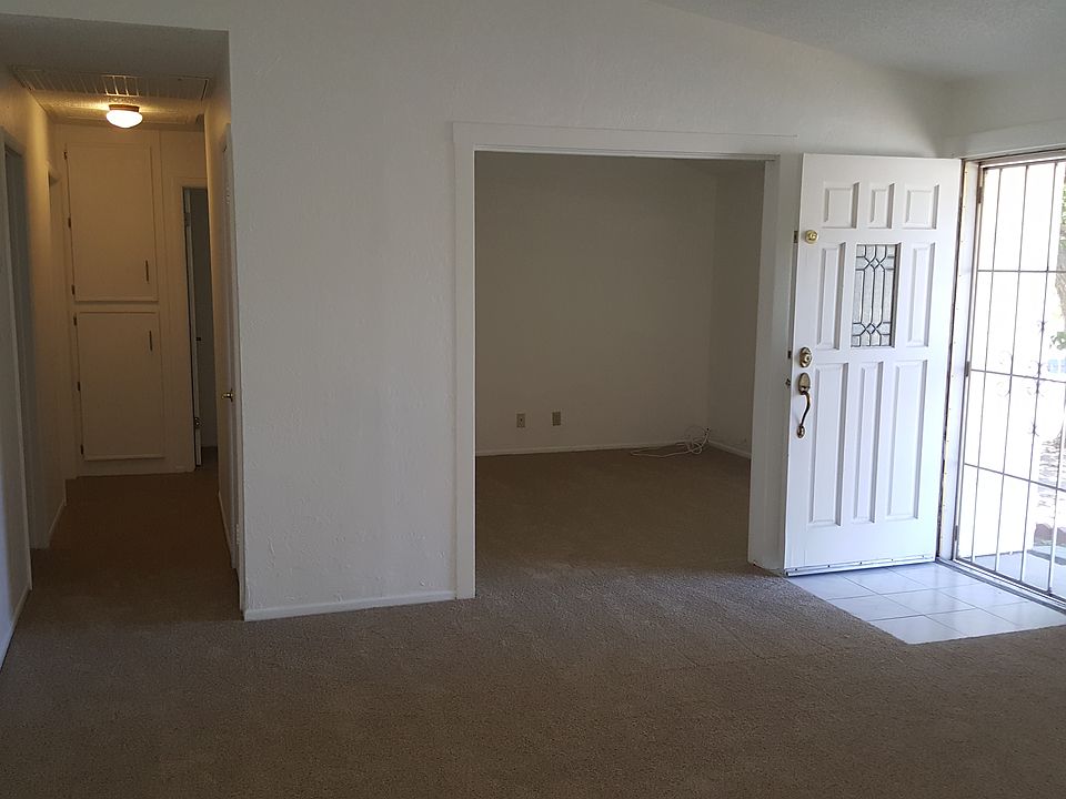 1st image of 4429 Michigan Ave