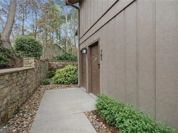 703 Cumberland Ct SE, Smyrna, GA 30080