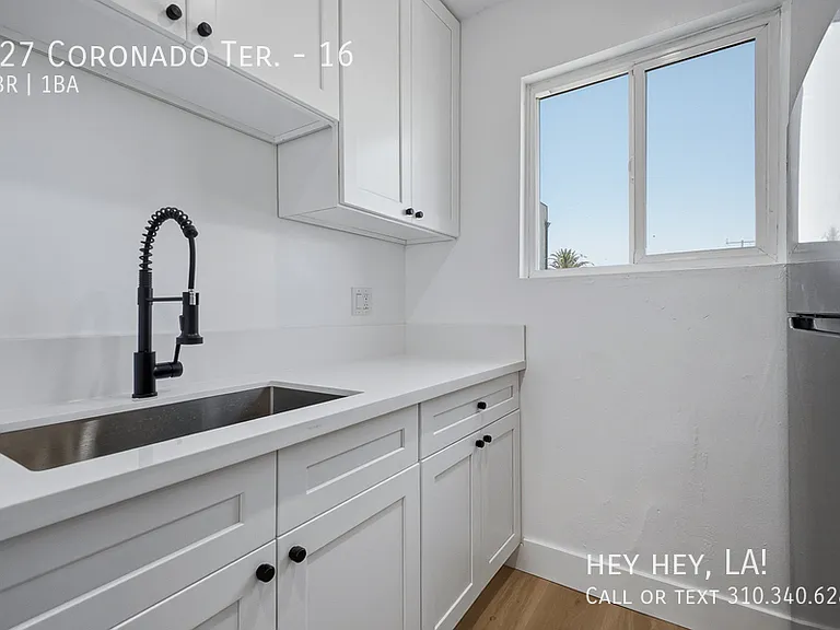 627 Coronado Ter #16 — Photo 6