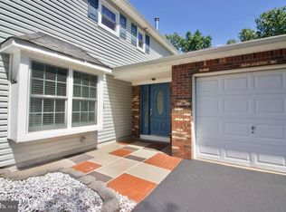 3 Pioneer Dr, Howell, NJ 07731