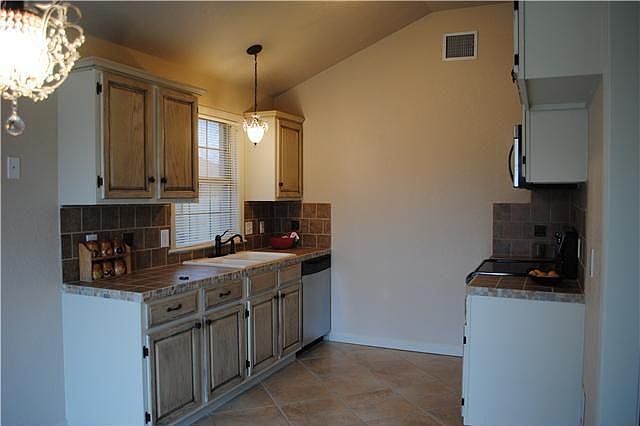 2nd image of 12516 SW 4th St