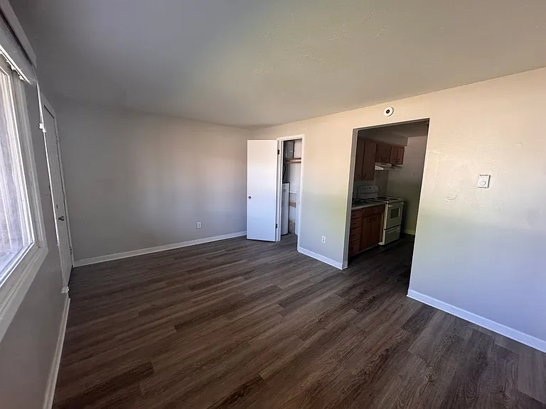 Barker Street 10-Unit | Medical Lake — Photo 4