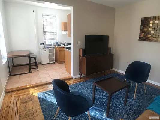 Rented by Charles Coutinho LLC | media 82