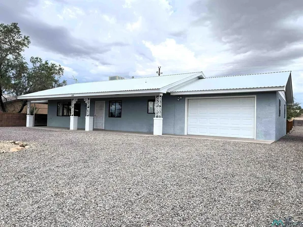 219 Hallmark St, Elephant Butte, NM 87935