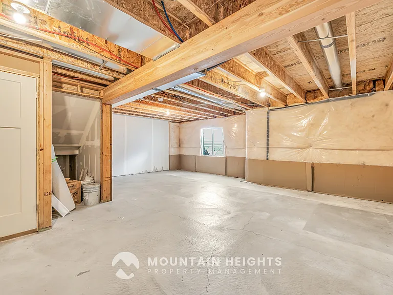 607 E Sawback Ln — Photo 26