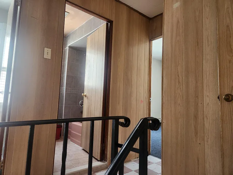 115 W Railroad St — Photo 10