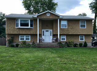 550 Hollywood Ave, Toms River, NJ 08753