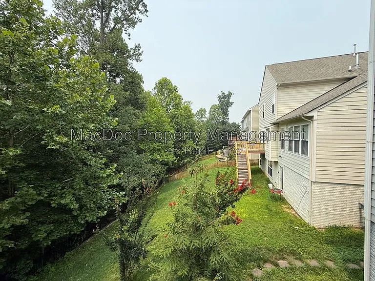 1404 Graham Dr — Photo 98