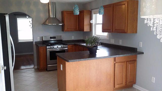 2nd image of 15516 67th St