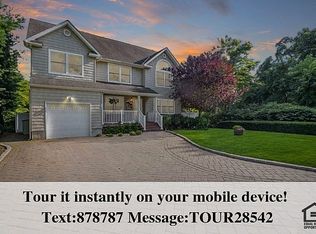 54 W 3rd St, Patchogue, NY 11772