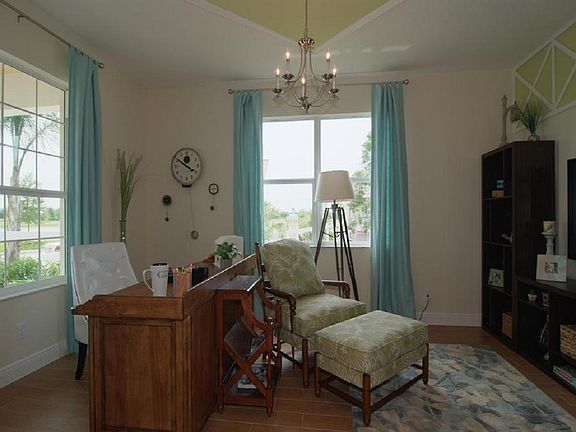 5th image of 10303 SW West Park Ave