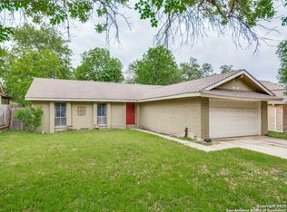 6318 Ridge Pass Dr, San Antonio, TX 78233