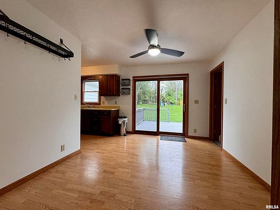 4th image of 1334 Parkview Dr