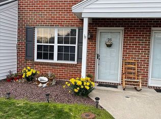 35 Southpoint Dr, Mechanicsburg, PA 17055