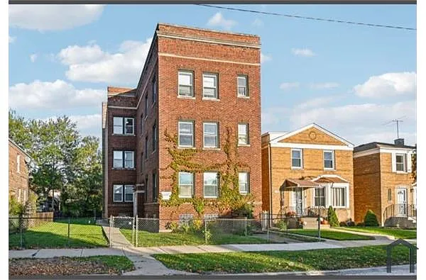 Building Photo - 10507 S Forest Ave