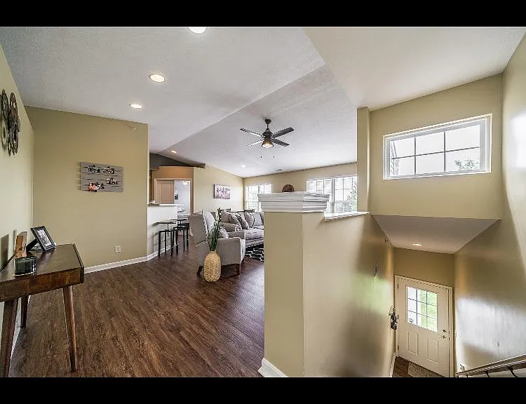 826 Flint Rdg — Photo 2