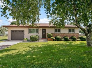359 Woodlark St, Galesburg, MI 49053