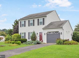 109 Morningside Dr, Red Lion, PA 17356