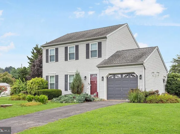 109 Morningside Dr, Red Lion, PA 17356