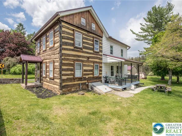 7281 Decatur St, New Tripoli, PA 18066