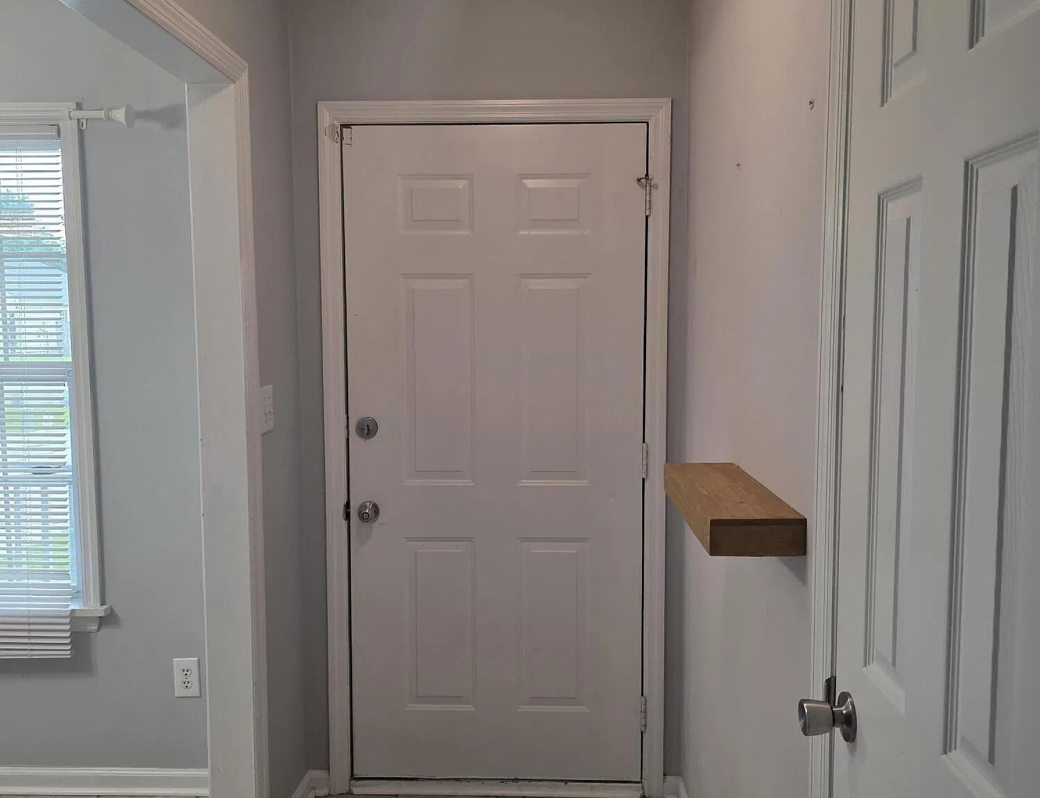 4 bed, 2.0 bath, $1,800 — Photo 3