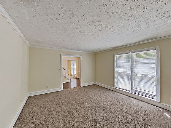 5th image of 2075 Palmer Ct