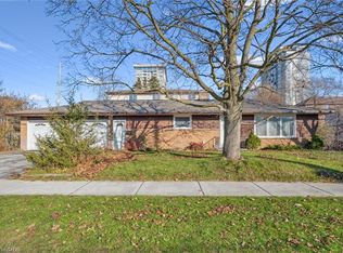 366 Holly St, Waterloo, ON N2L4G3