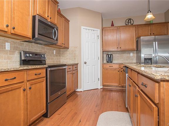 2nd image of 22131 Lake Jordan Dr