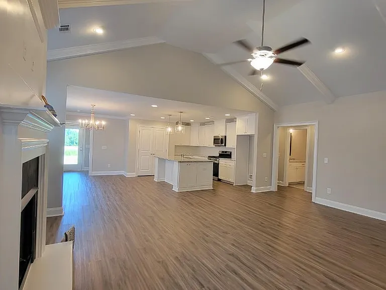 133 Abbington Blvd — Photo 6