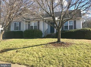 6815 Glen Albin Rd, La Plata, MD 20646