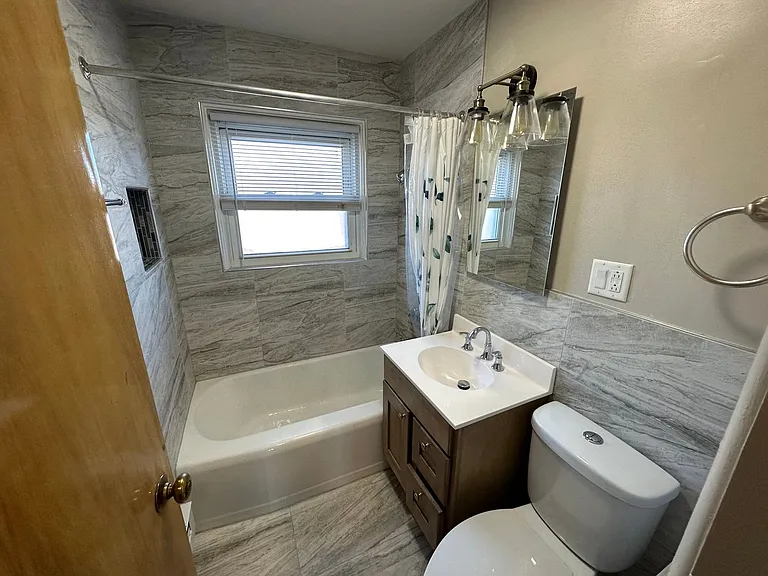 N87W16564 Appleton Ave.(6 Unit) — Photo 3